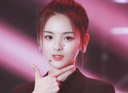 越南甜美女孩吃瓜事件视频,吃瓜视频引发网友热议