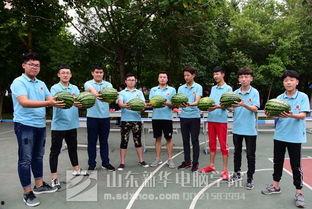 学生围观吃瓜视频大全下载,学生围观吃瓜视频大全下载背后的故事