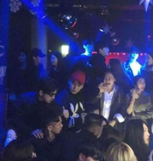 酒吧贴身吃瓜事件真相视频,揭秘真相背后的惊人内幕